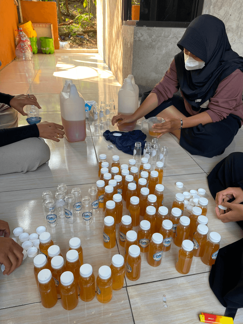 Pelatihan & Pembuatan Larutan Eco-Enzyme Organik