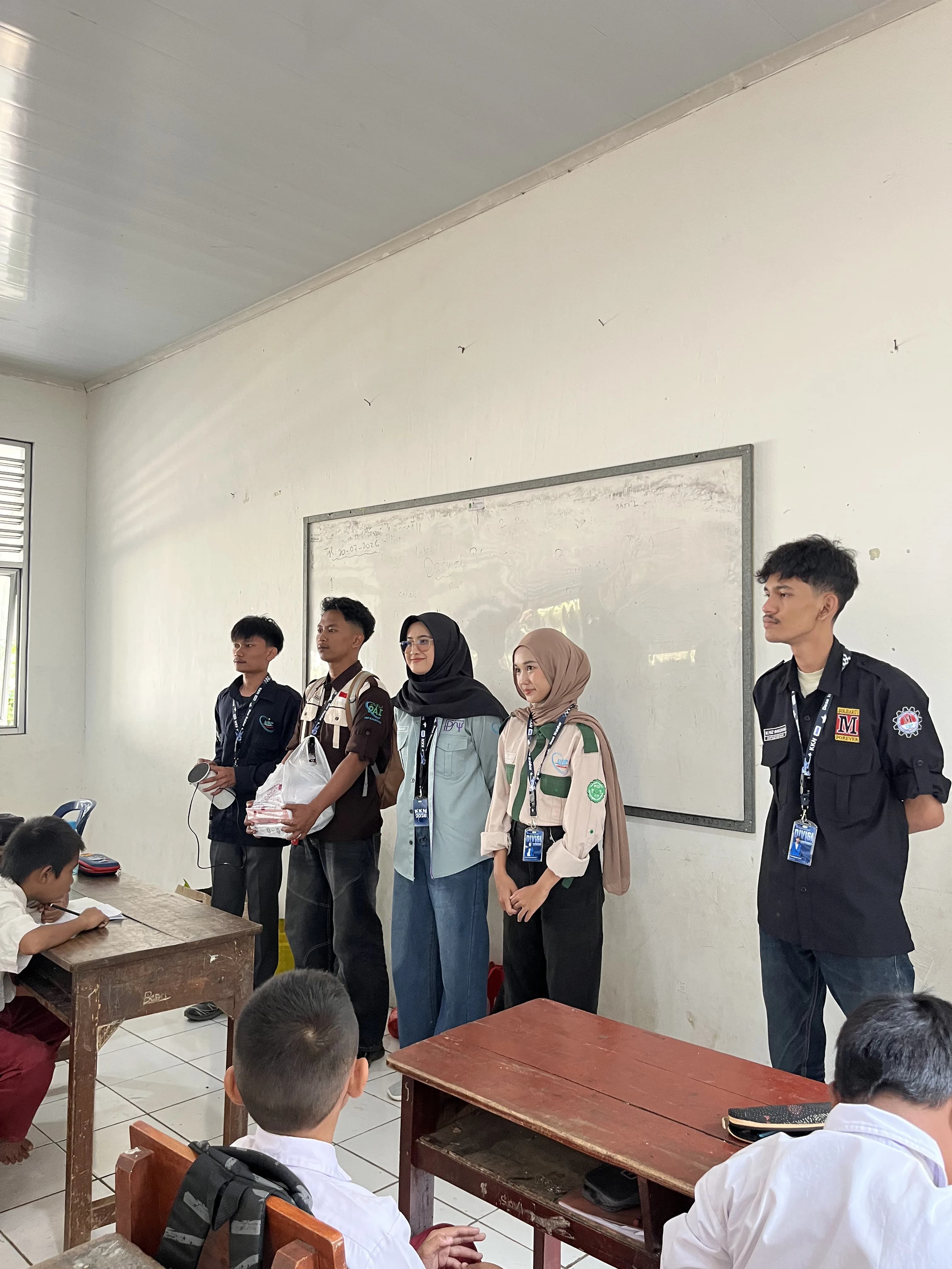 Edukasi Interaktif Siswa SD Walahar
